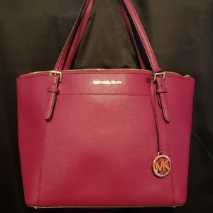 Michael Kors Jet Set Travel Tote Bag & Wallet Set